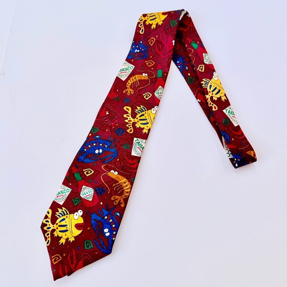 Men’s Tabasco Silk Necktie Shrimp, Fish, And Crab Design